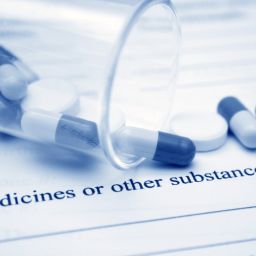 Father Questions School's Decision to Give Daughter Prescription Meds
